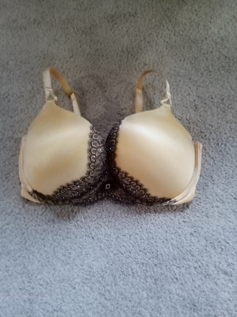 Victoria’s Secret Miraculous Plunge Gold Black Rhinestone Bra 36DD Add 2 Cups